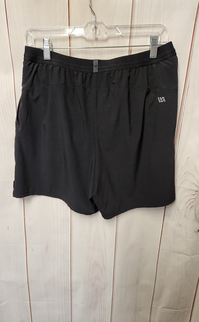 VRST Men's Size M Black Shorts