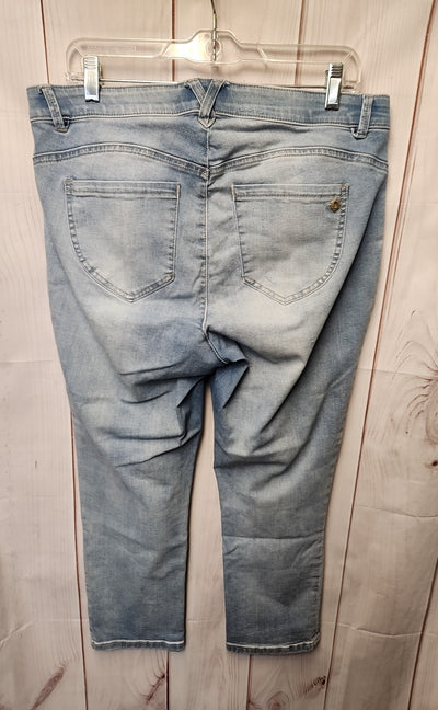 Democracy Women's Size 32 (13-14) Blue Jeans