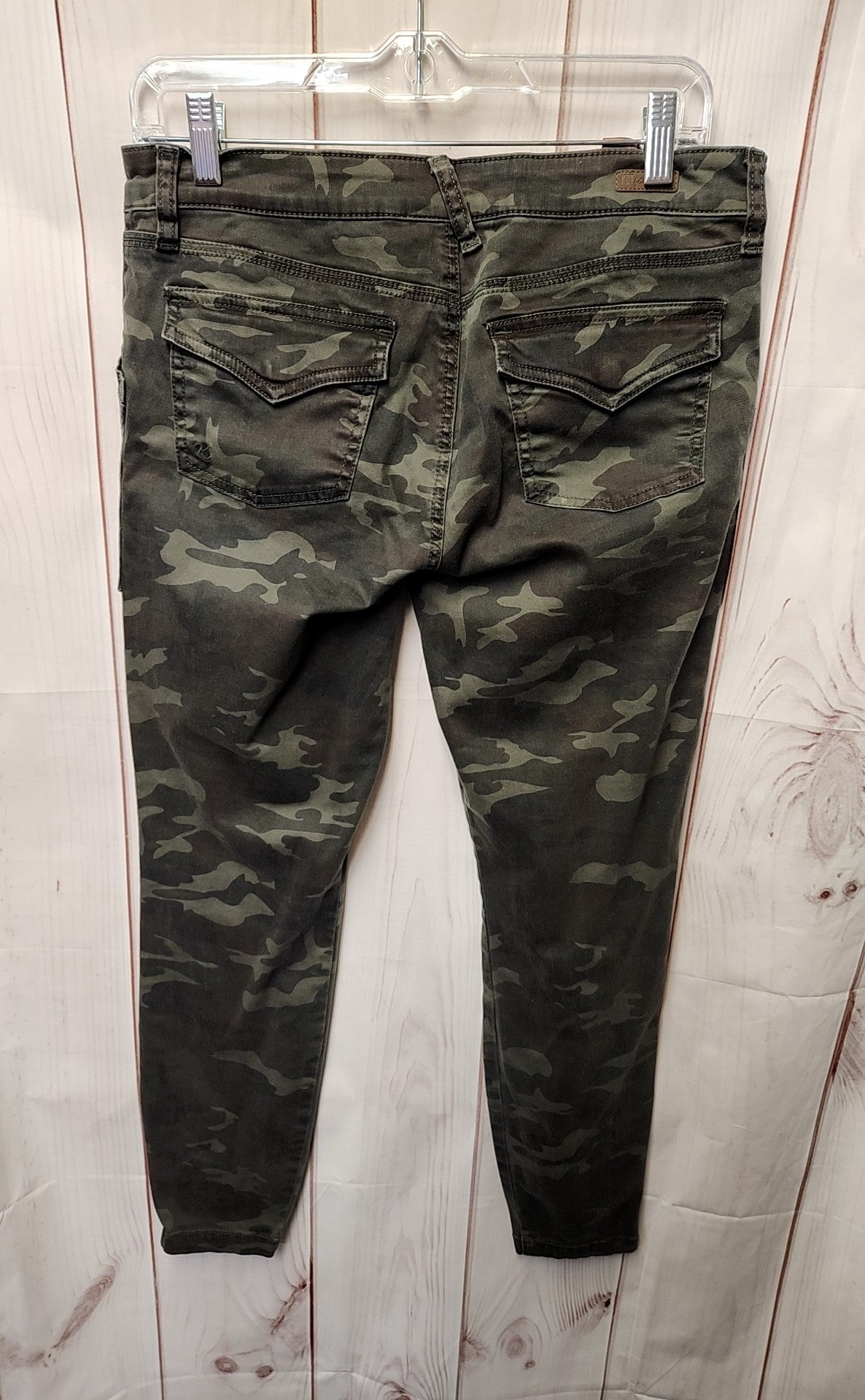 Kut from the Kloth Women's Size 8 Green Camo Pants Ankle Skinny