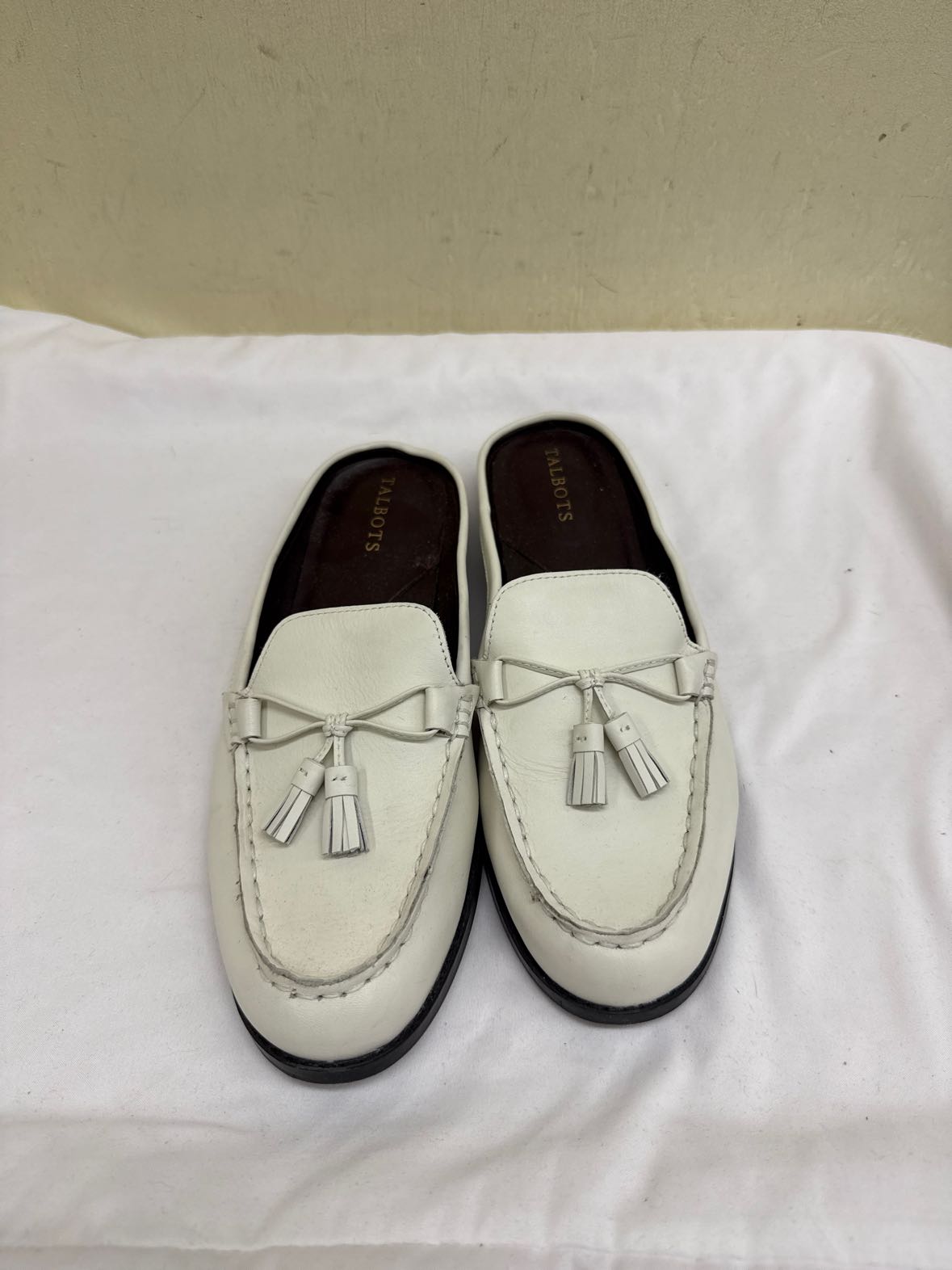 Talbots Women's Size 9 White Flats Shoes