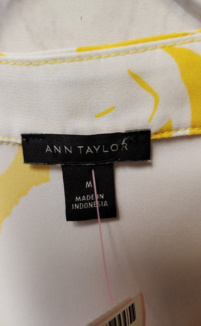 Ann Taylor Women's Size M Yellow Sleeveless Top