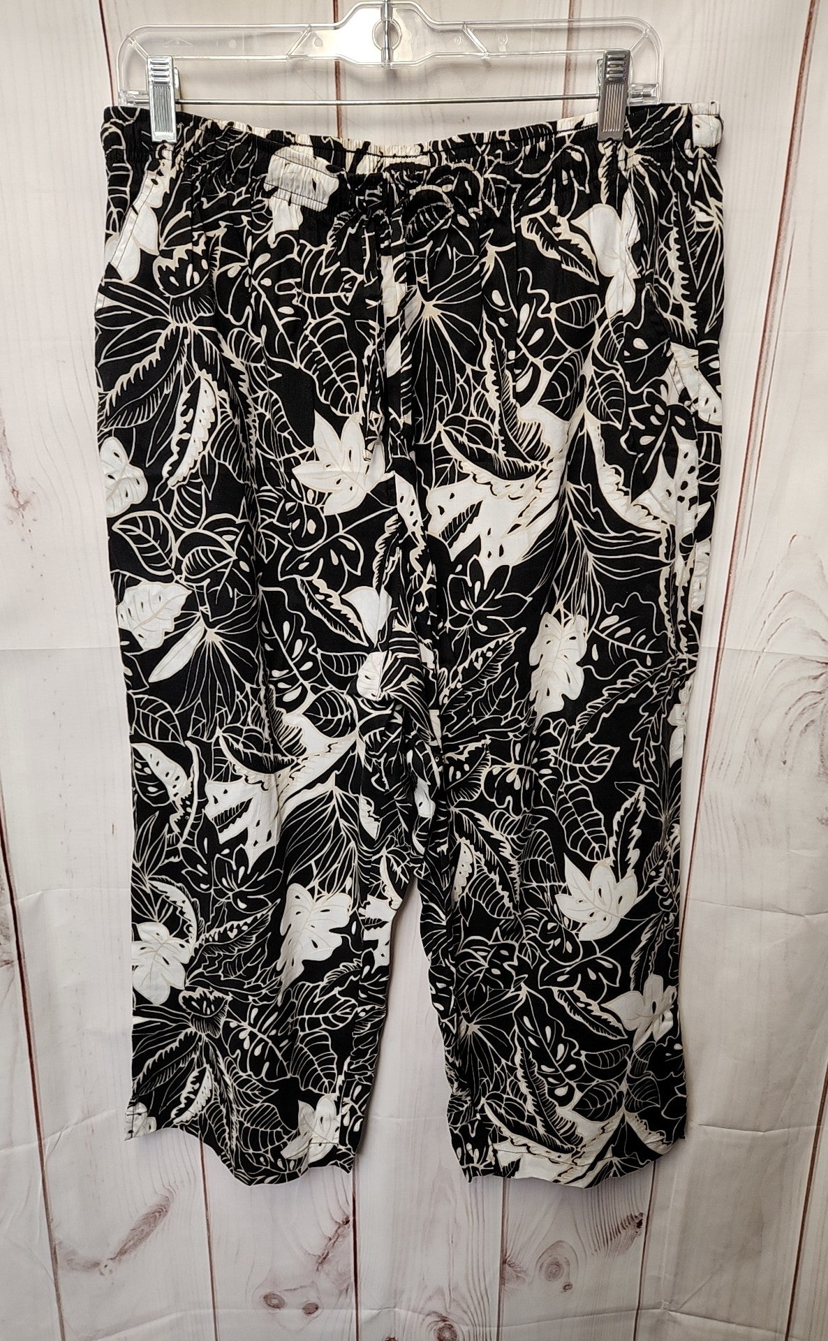 Erika Women's Size XL Black & White Cotton Blend Floral Pants