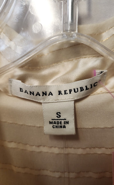 NWT Banana Republic Women's Size S Cream Long Sleeve Top