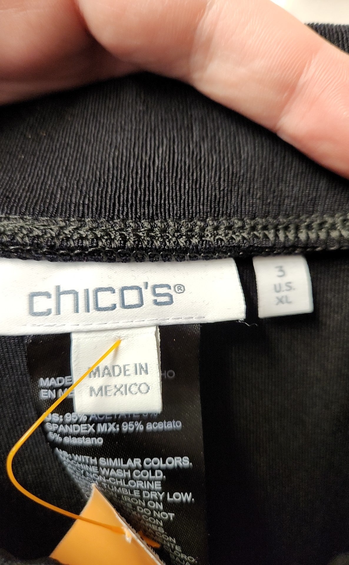 Chico's Travelers Women's Size 3 = US XL Black Skirt