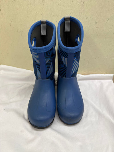 Bogs Boy's Size 2 Blue Boots