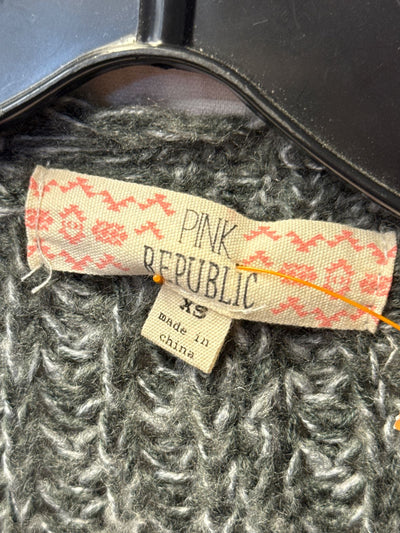 Pink Republic Women's Size XS Gray Cardigan