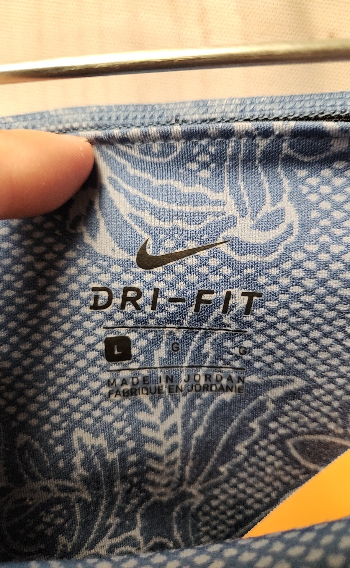 Nike Women's Size L Blue Leggings