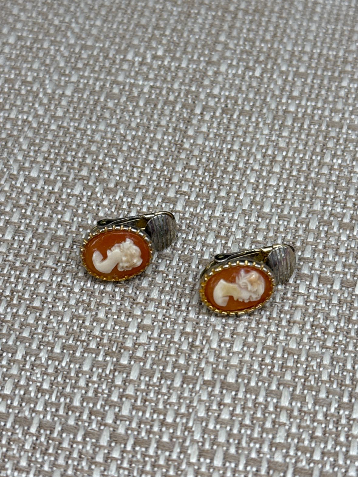 Cameo Clip-on Earrings