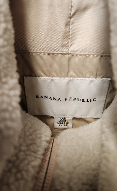 Banana Republic Women's Size XS Beige Vest