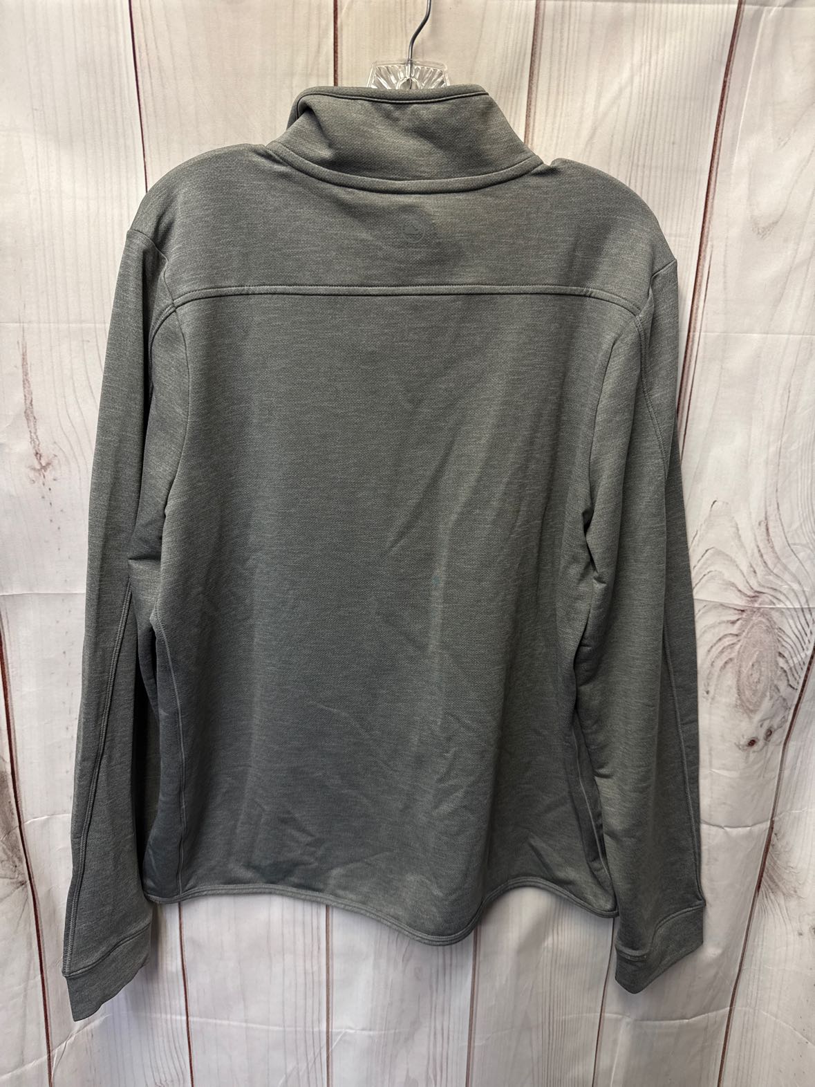 Vineyard Vines Men's Size XL Gray Shirt