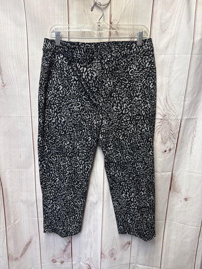 Chico's Women's Size 1.5 = US 10 Black Animal Print Capris