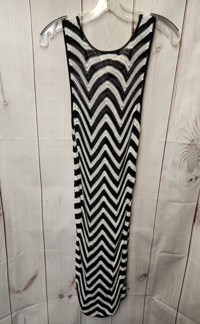 Krochetta Women's Size S Black & White Crochet Dress