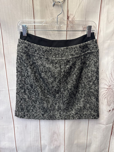 Loft Women's Size 0 Black & White Skirt