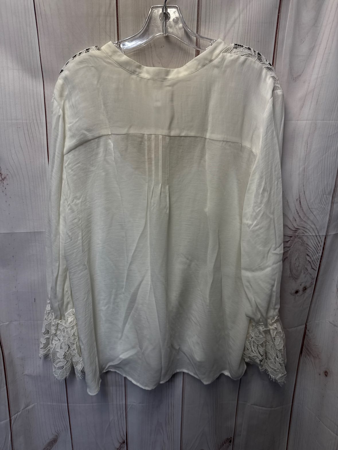 Chico's Women's Size 3 = XL White Long Sleeve Top