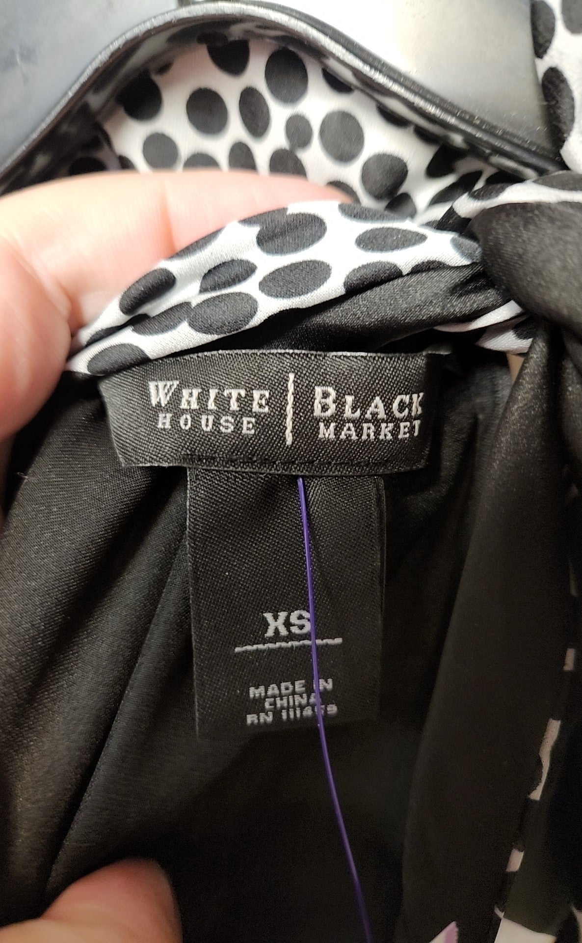 White House Black Market Women's Size XS Black Sleeveless Top