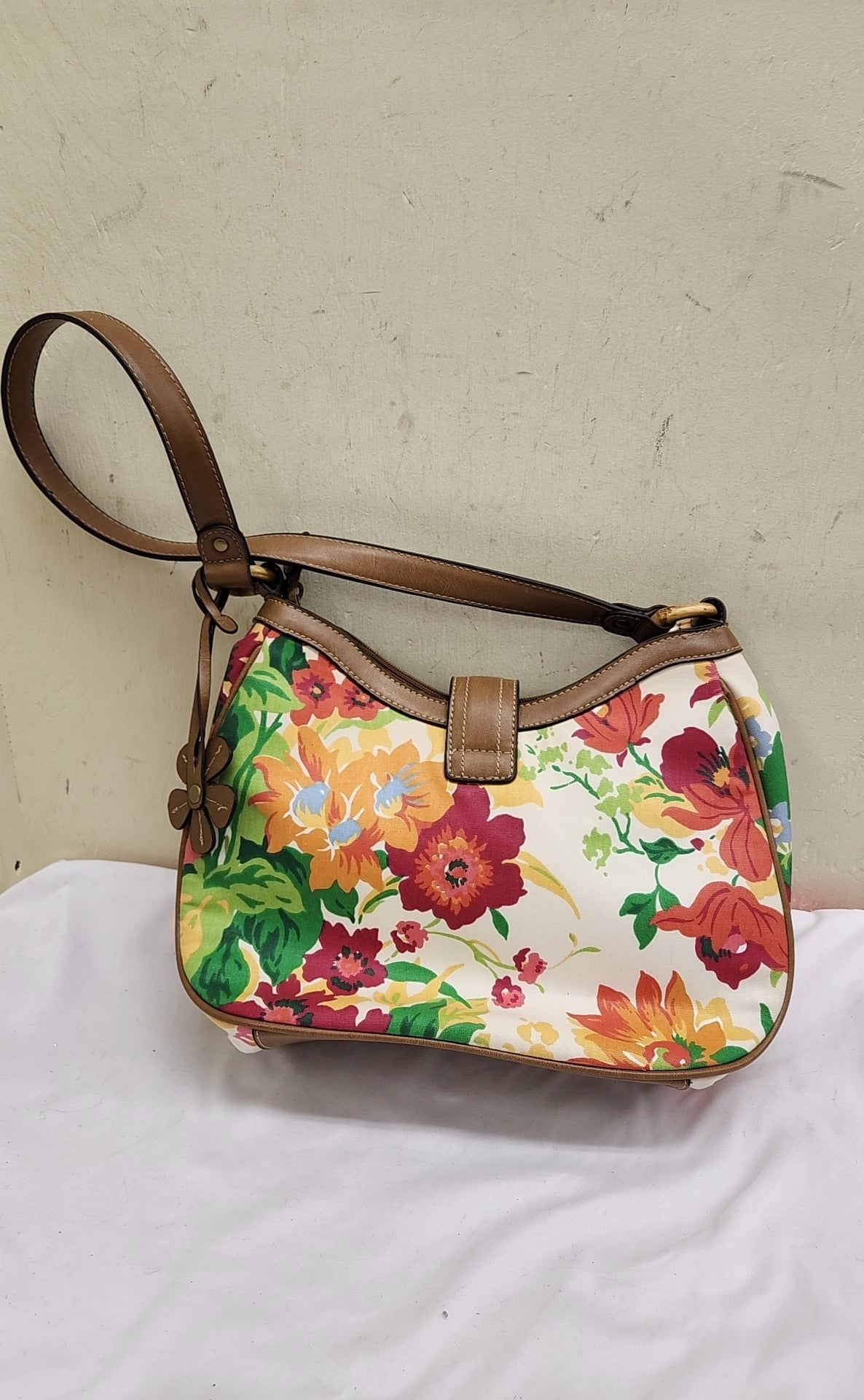 NWT Relic Multi-Color Floral Purse Bag