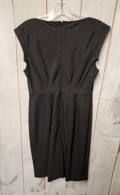 Classiques Entier Women's Size 6 Gray Dress