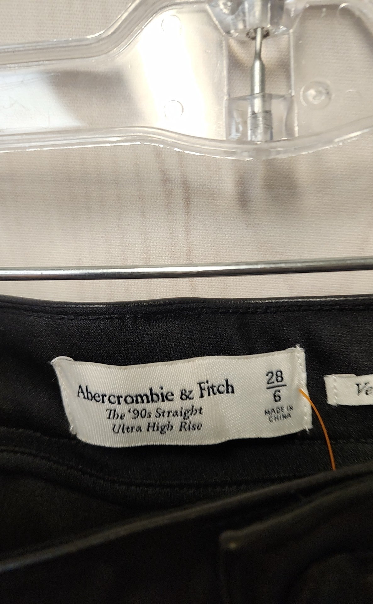 Abercrombie & Fitch Women's Size 6 Black Vegan Leather Pants The '90s Straight