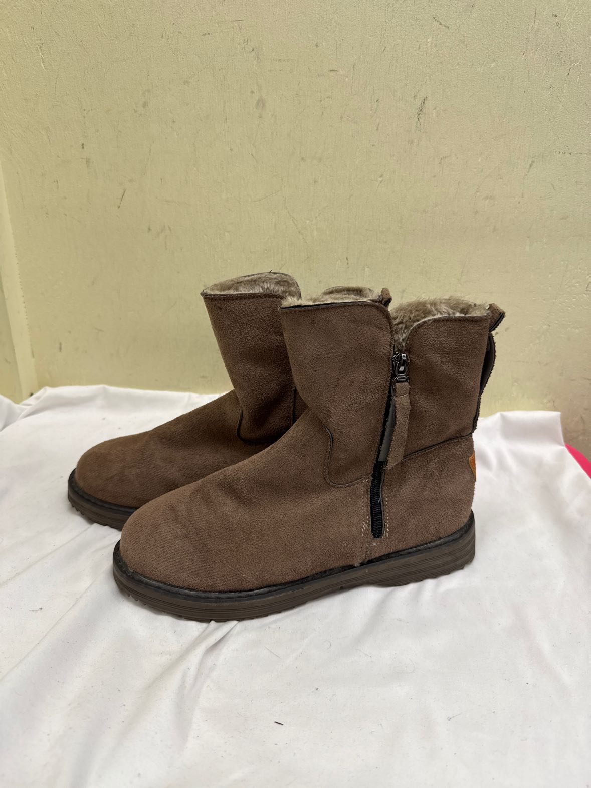 Sport Women's Size 40 = 9-1/2 Brown Boots Shoes