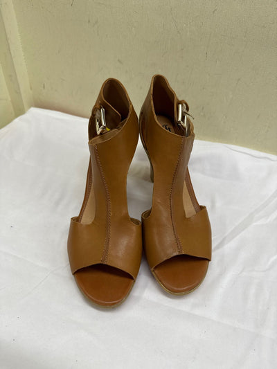 Sofft Women's Size 9 Brown Leather Sandals
