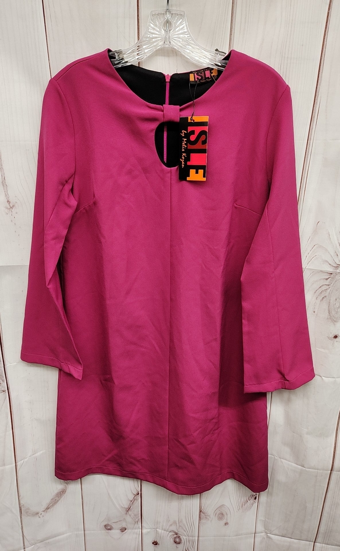 NWT Isle Women's Size S Pink Dress