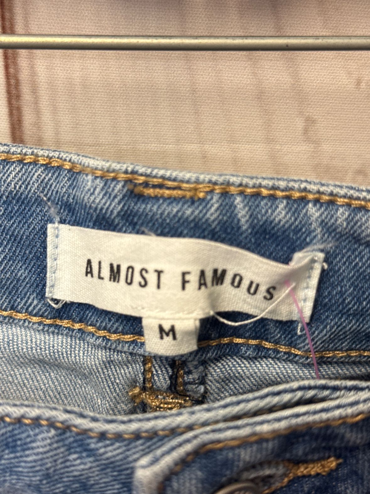 Almost Famous Women's Size M Blue Jeans