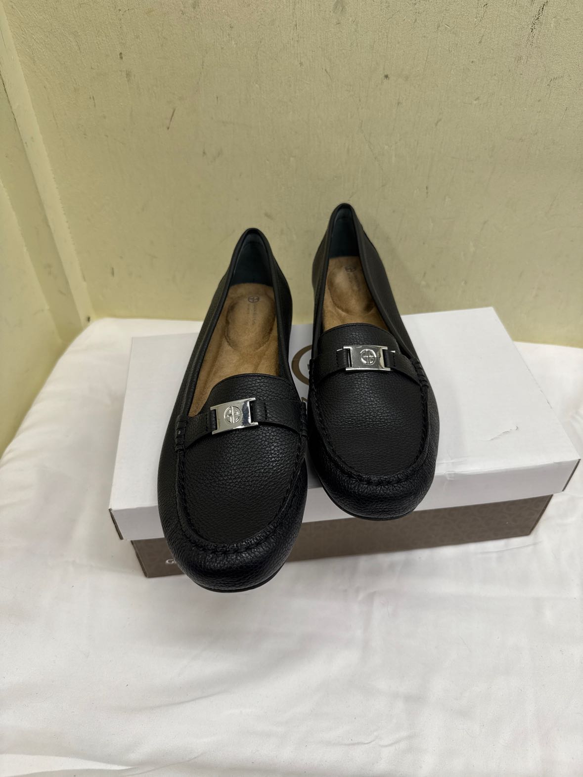 NIB Giani Bernini Women's Size 9-1/2 Black Flats