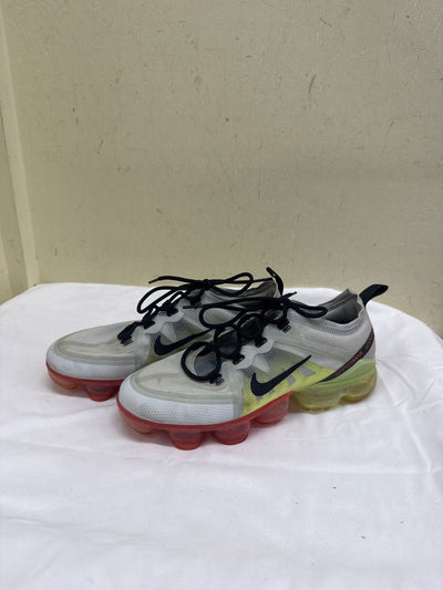 Nike VaporMax Boy's Size 7 White Sneakers