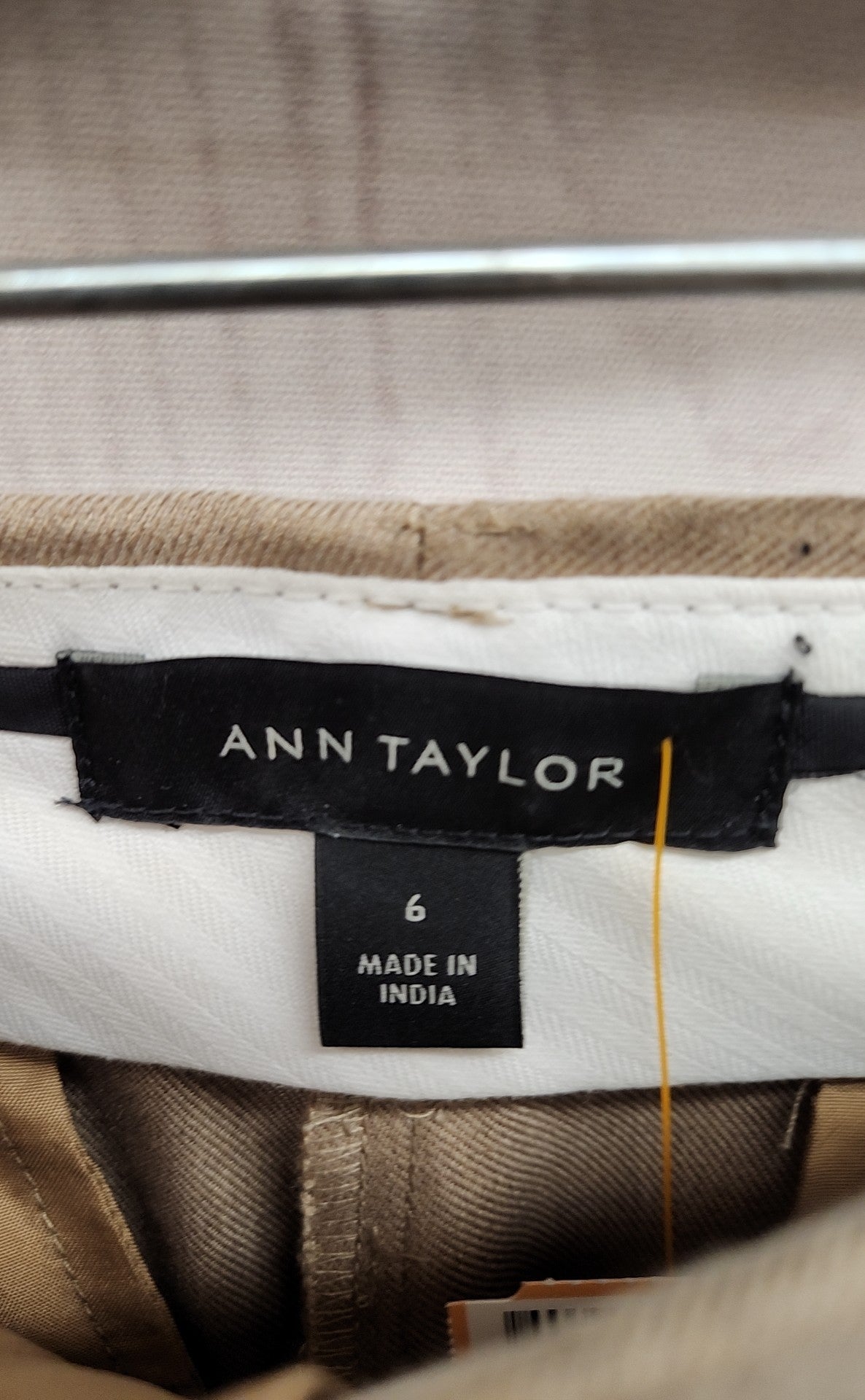 Ann Taylor Women's Size 6 Tan Pants