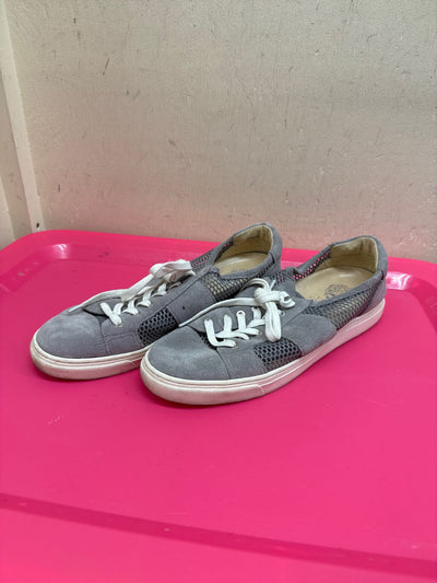 Vince Camuto Women's Size 9-1/2 Gray Sneakers