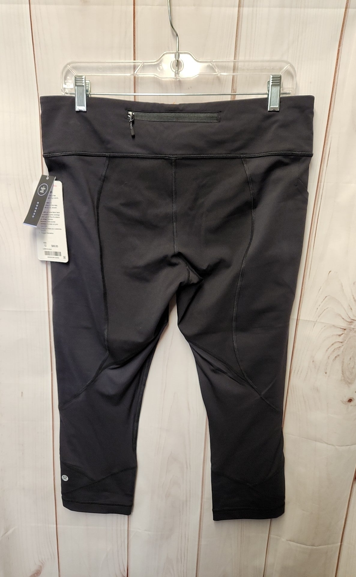 NWT Lululemon Women's Size 12 Black Active Capris Pace Rival Crop