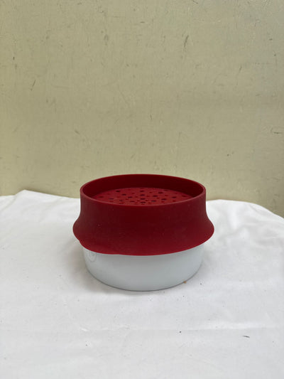 Pampered Chef Microwave Pasta Cooker w/ Lid