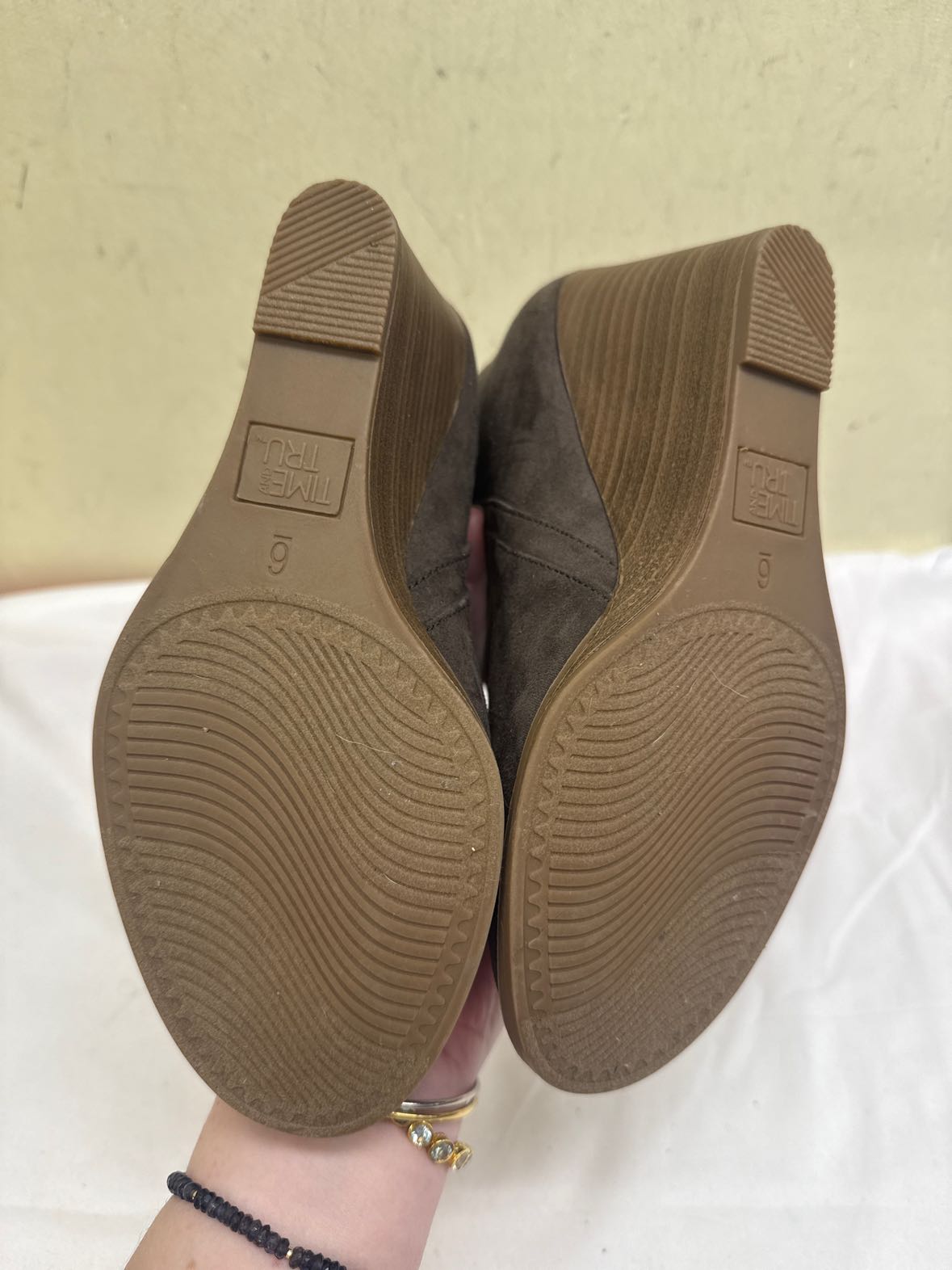 Time and Tru Women's Size 6 Brown Boots Shoes