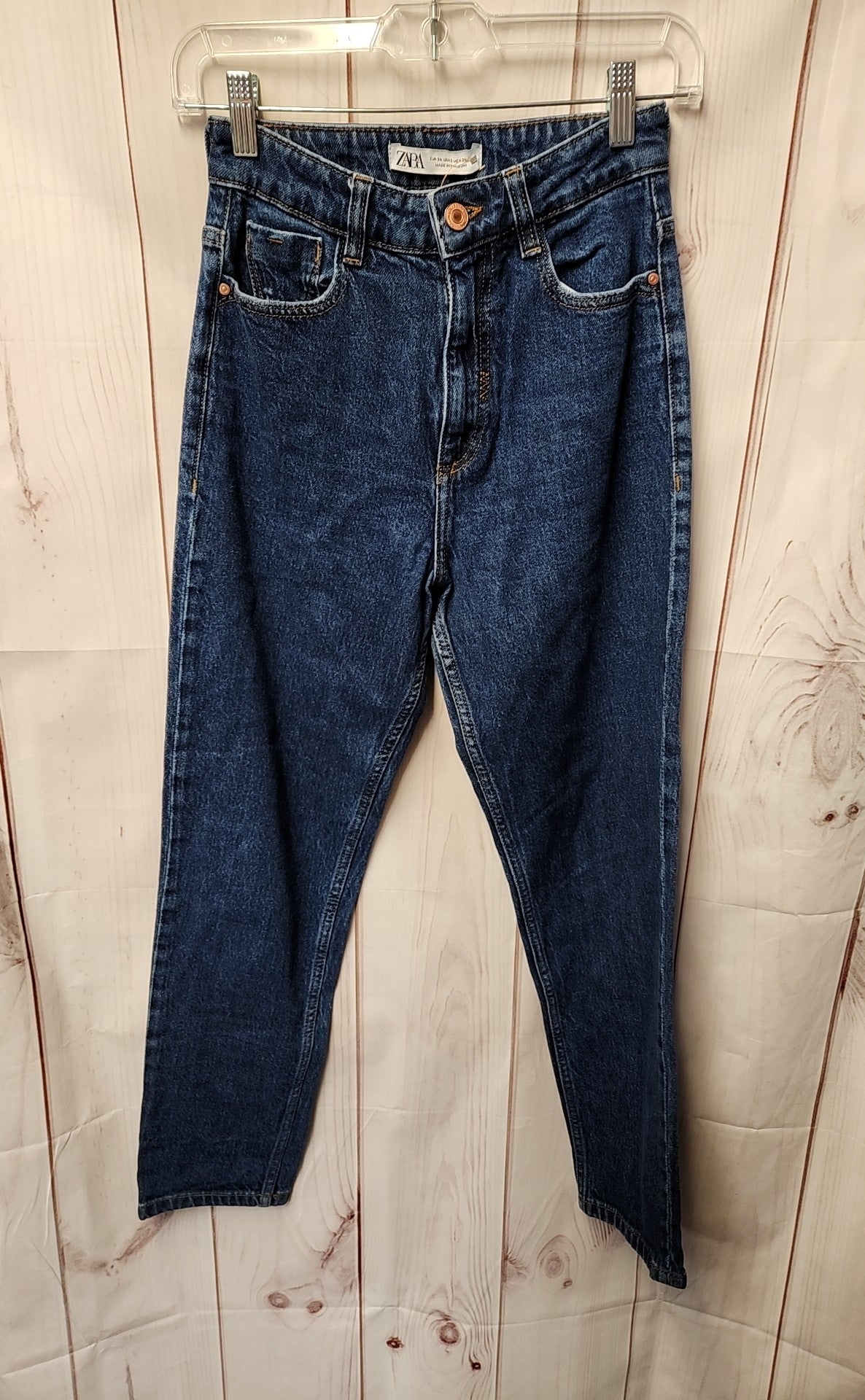 Zara Women's Size 26 (1-2) Blue Jeans