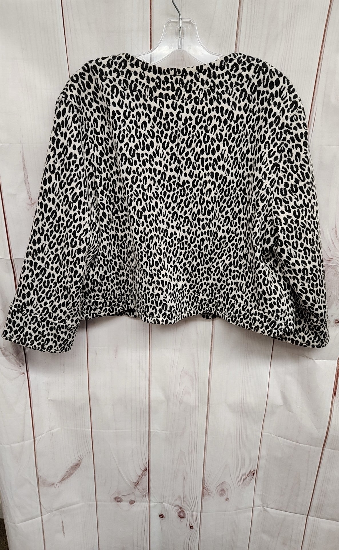 Sharagano Women's Size XL White Animal Print Cardigan