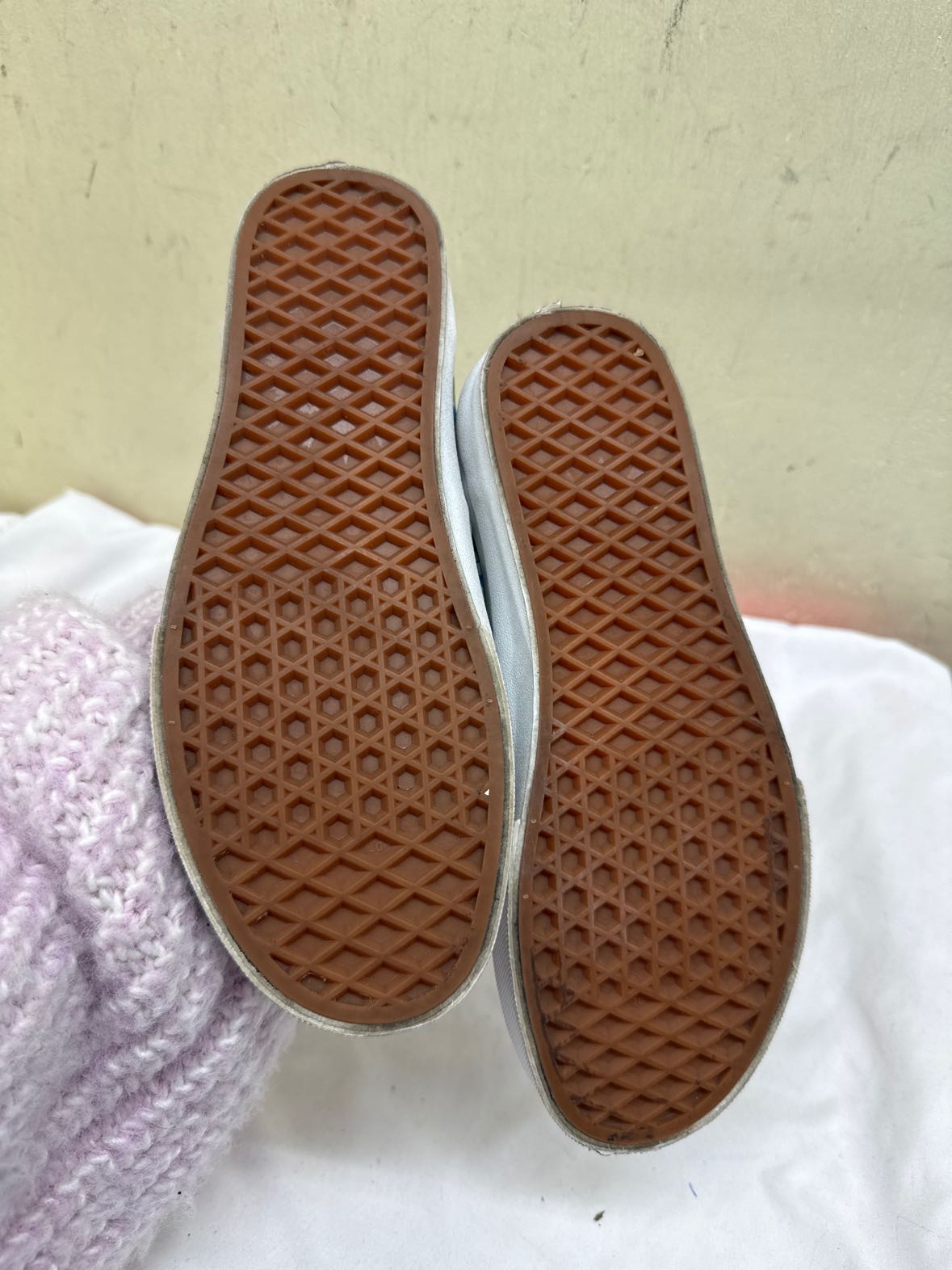 Vans Women's Size 7-1/2 Blue Floral Flats Shoes