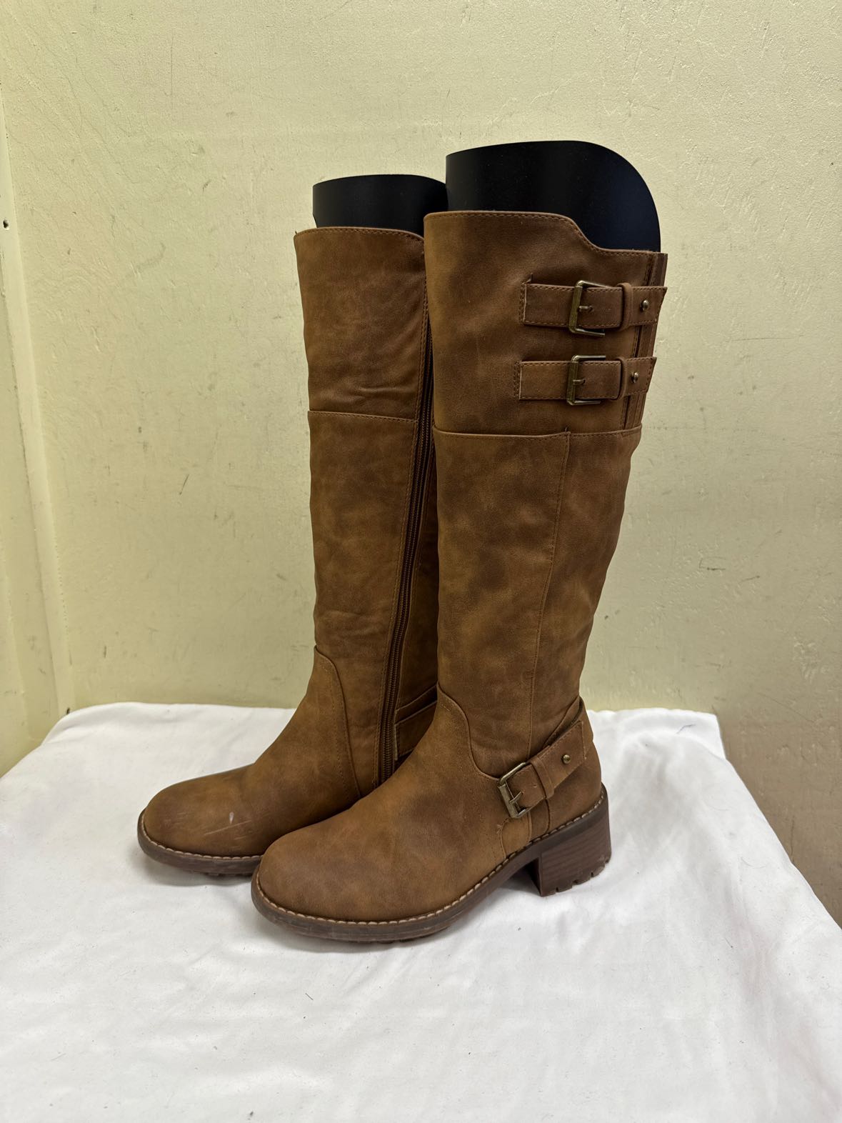 Joe Boxer Women's Size 6 Brown Boots Shoes