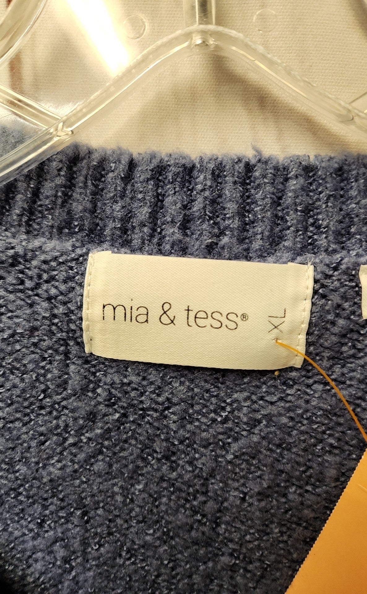 Mia & Tess Women's Size XL Blue Sweater