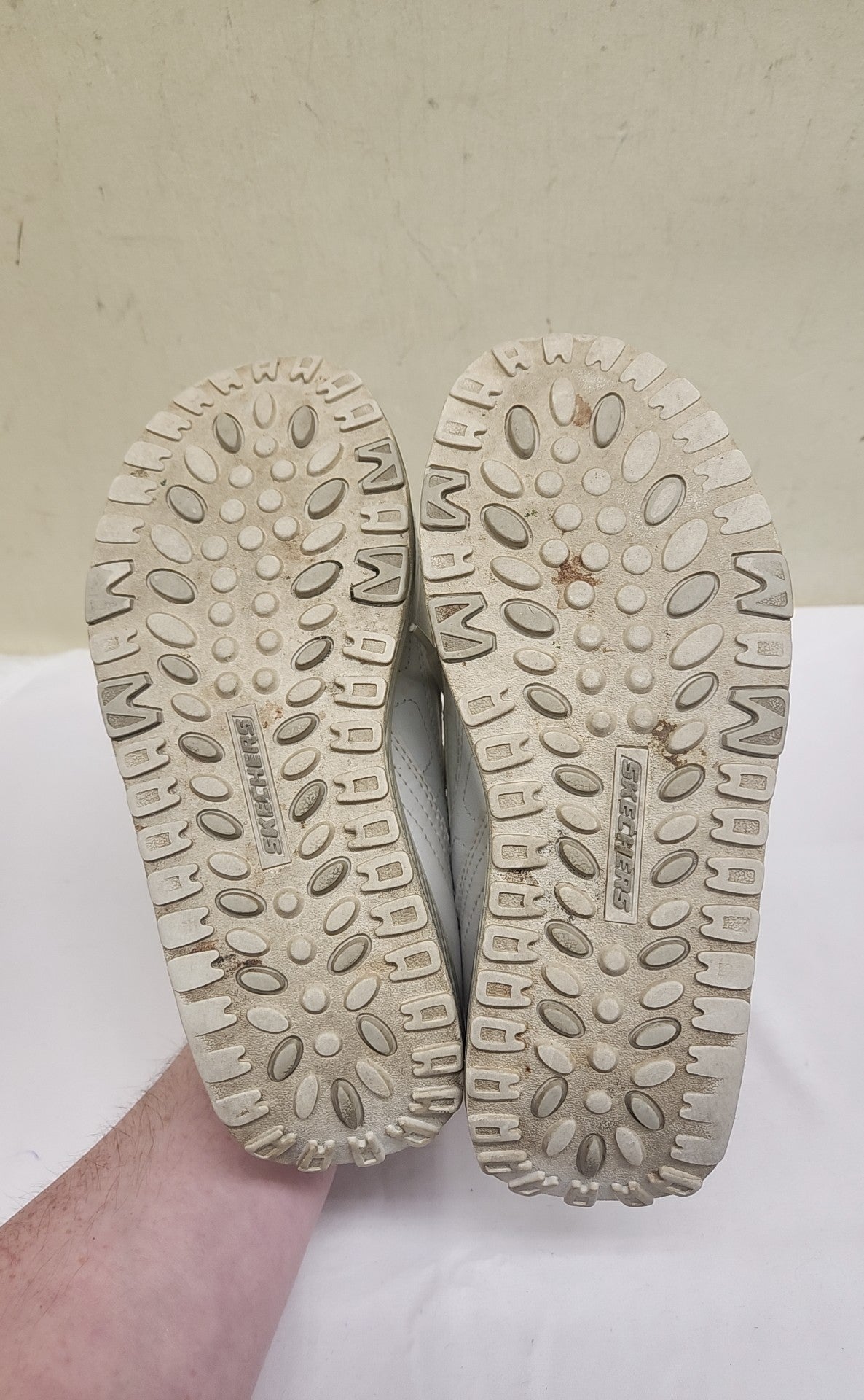 Skechers Shape-ups Women's Size 6-1/2 White Sneakers Shoes