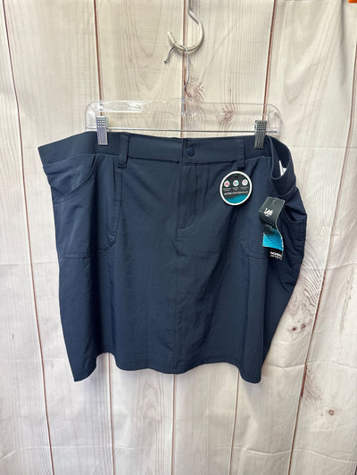 NWT Lee Women's Size 20 Navy Skorts