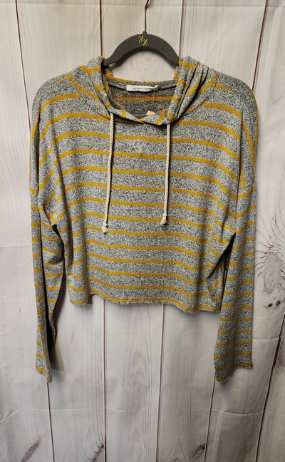 Caution to the Wind Women's Size L Gray Sweatshirt