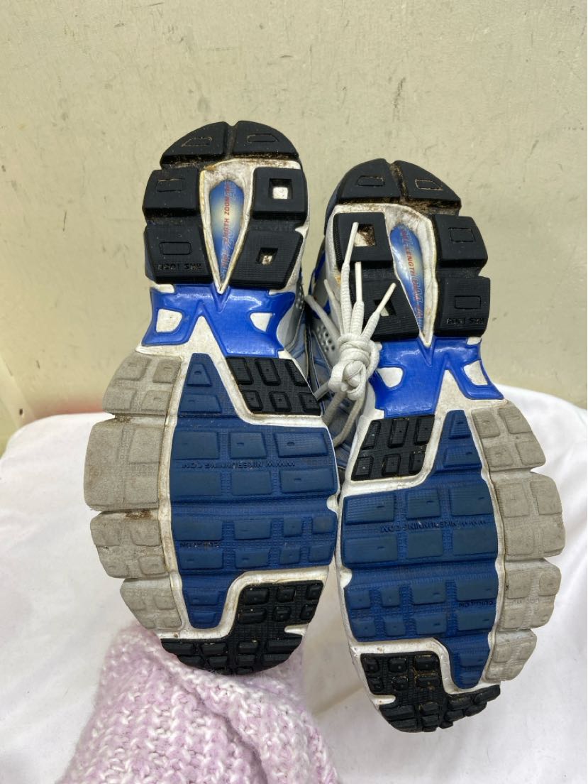 Nike Zoom Vomero Men's Size 10 Blue Shoes