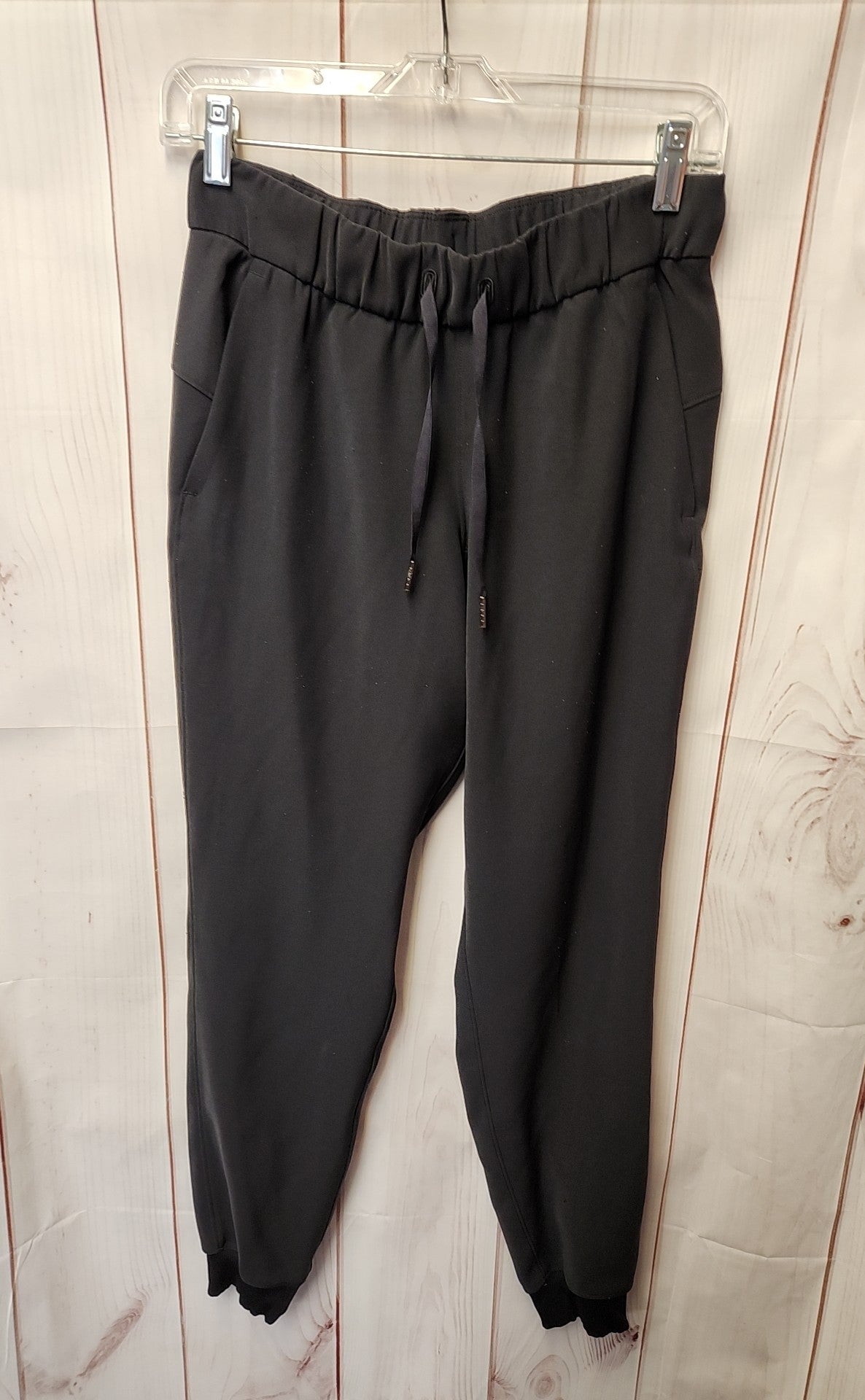 Lululemon Women's Size 4 Black Active Pants