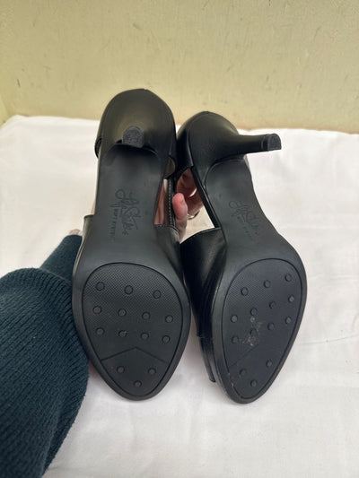 Lifestride Women's Size 7 Black Pumps