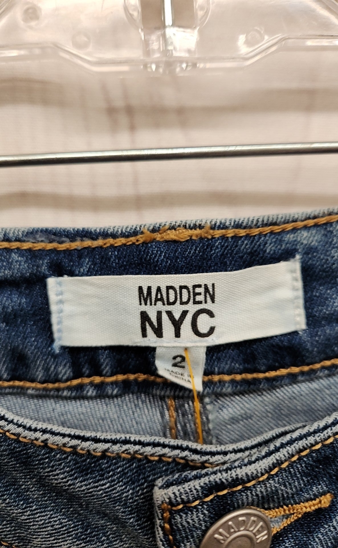 Madden NYC Women's Size 26 (1-2) Blue Jeans