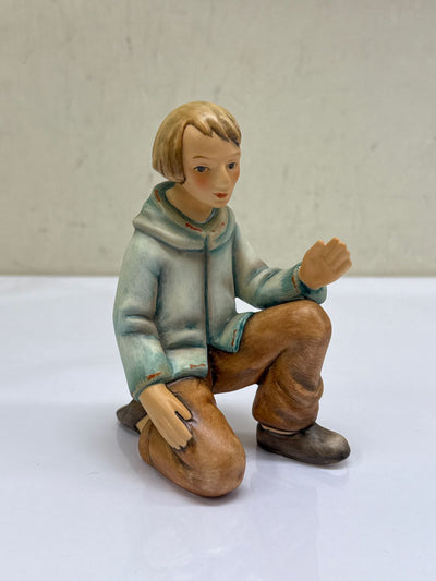 VTG Hummel "Nativity Kneeling Shepherd" Figurine