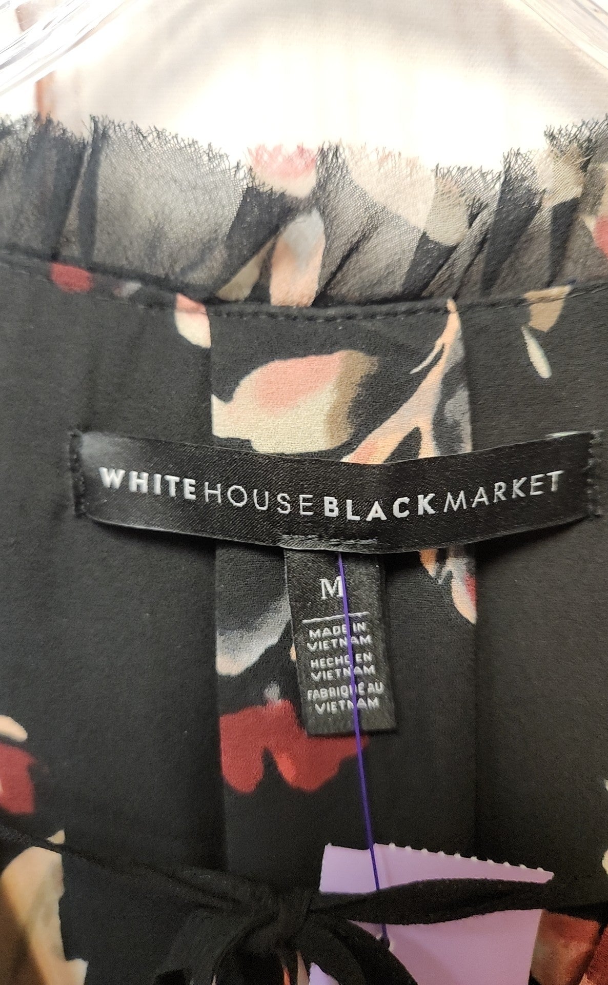 White House Black Market Women's Size M Black Floral Sleeveless Top