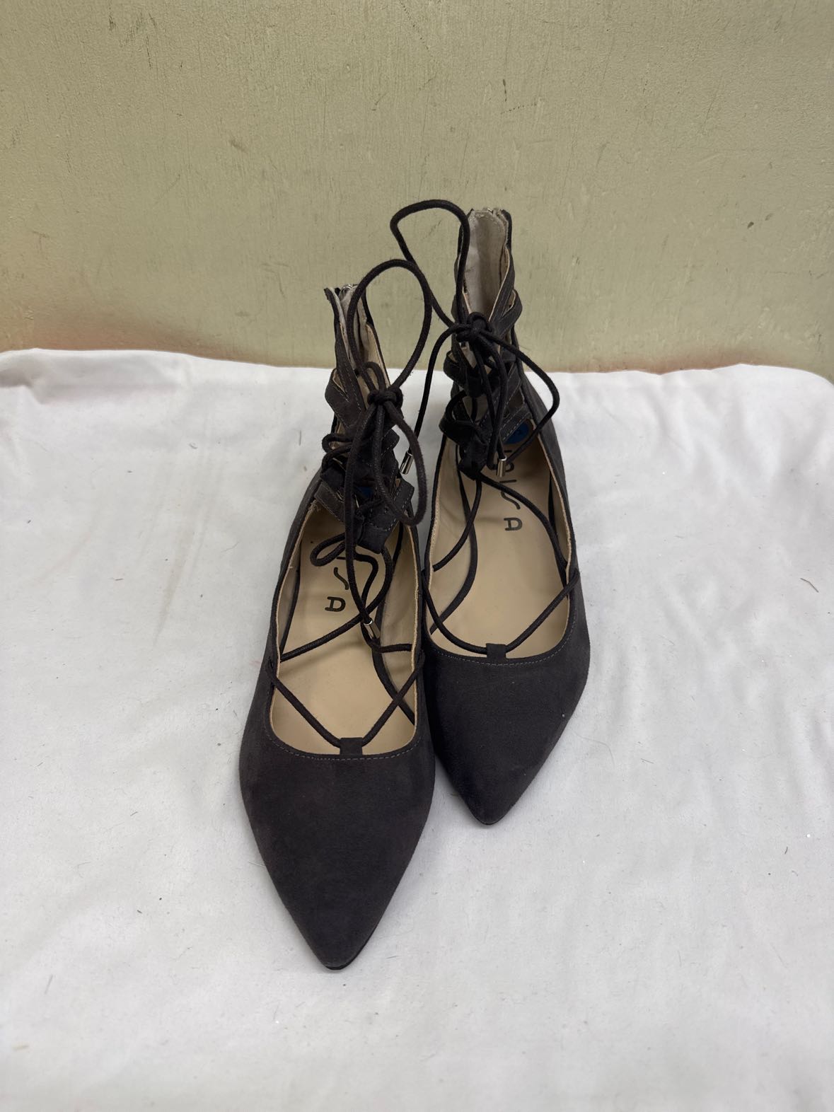 Unisa Women's Size 6-1/2 Brown Flats Shoes