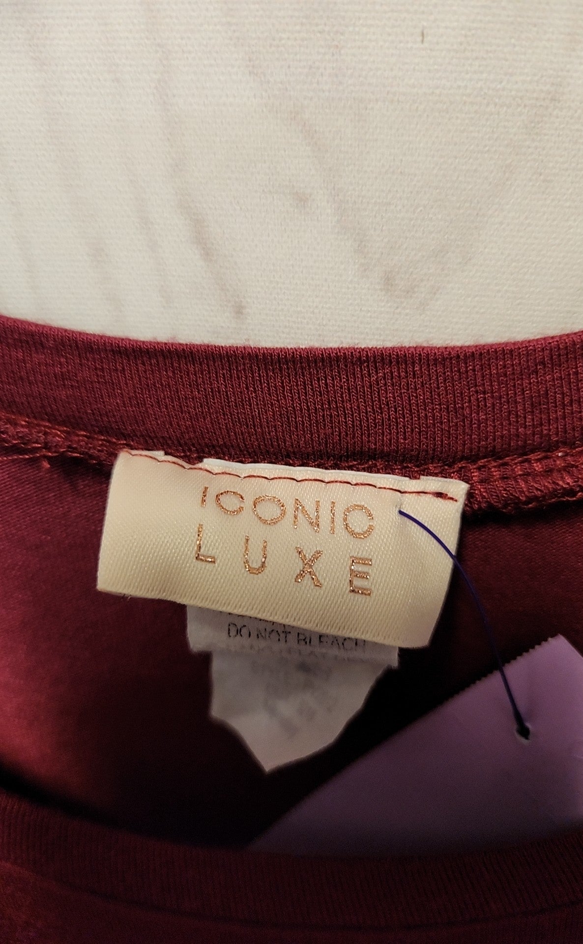 Iconic Luxe Women's Size M Red Dress