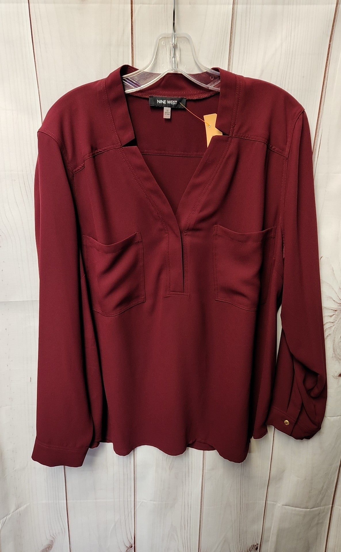Nine West Women's Size 1X Red Long Sleeve Top